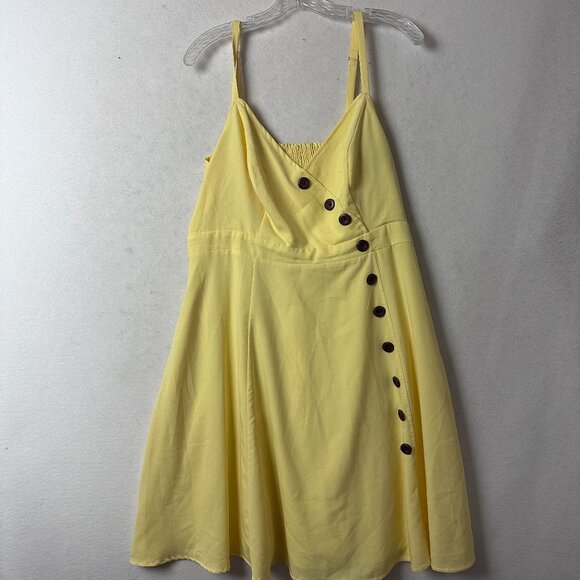 ModCloth dress sz 1X Fit & Flare butter Yellow smocked sleeveless button details - Picture 1 of 7